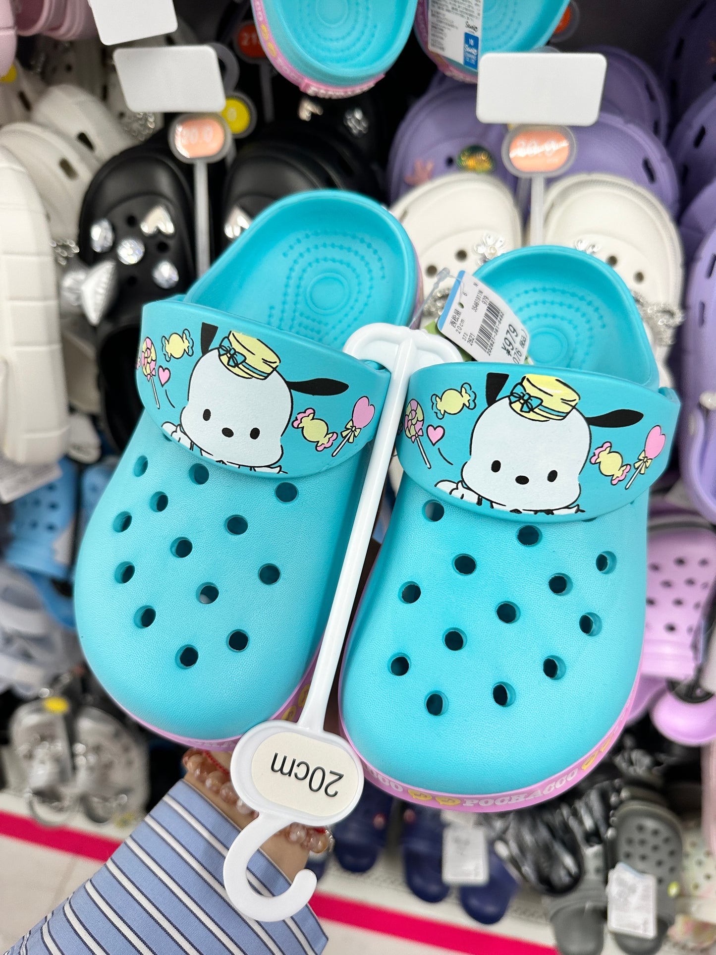 日本直送- Sanrio 窿窿鞋